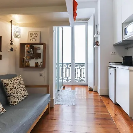 Santos Tiny By Homing *