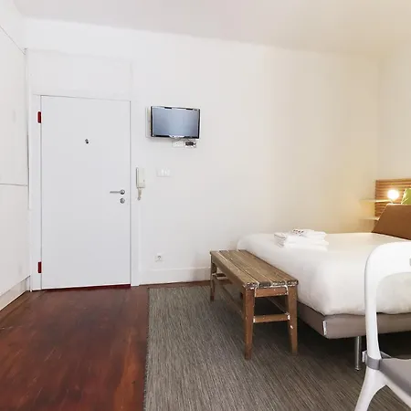 Santos Tiny By Homing Apartment Lisbon