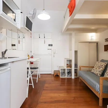 Santos Tiny By Homing * Lizbona